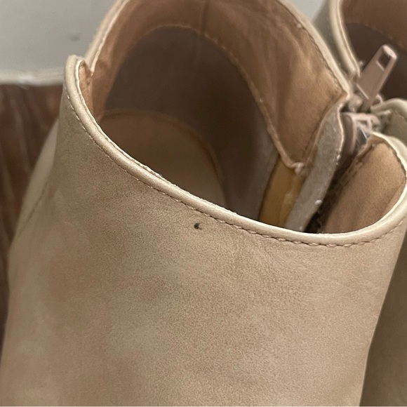 Soda Women's Mug Round Toe Tan Faux Leather Western Ankle Bootie shoes Size 6.5 - Picture 11 of 11